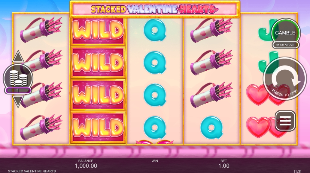 Интерфейс слота Stacked Valentine Hearts
