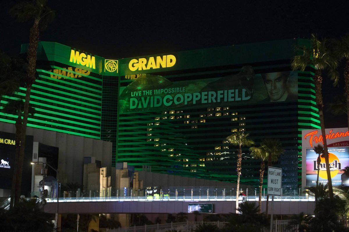 Гендиректор MGM Resorts: казино Лас-Вегаса восстановятся от коронавируса в первой половине 2022 года