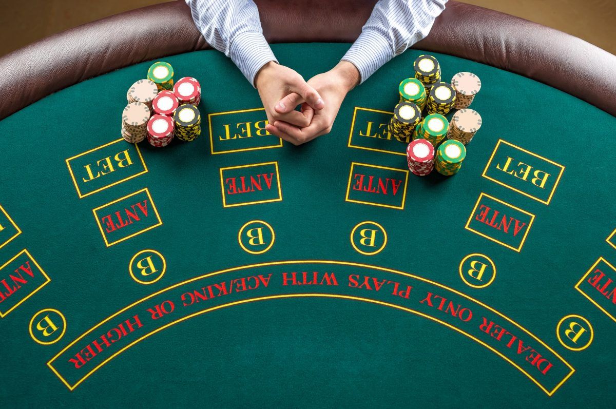 Мужчина превратил 5 баксов в миллион долларов в слоте Ultimate Texas Hold’em